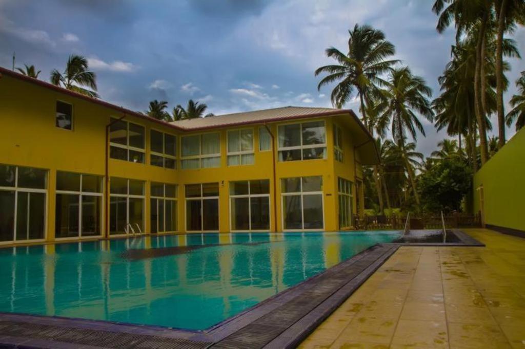 Hotel Villa Viana Маравила Экстерьер фото