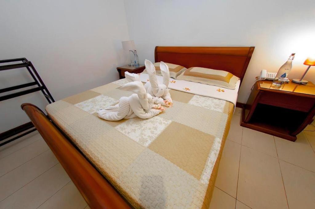 Hotel Villa Viana Маравила Экстерьер фото